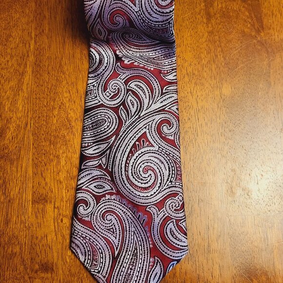 Crazy Horse ~ Paisley Necktie ~ Good Condition - Picture 3 of 8